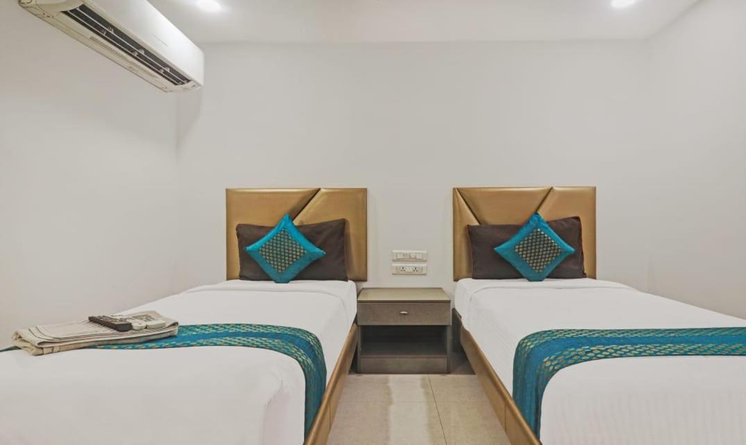 Hotel Ssr Grand 海得拉巴 外观 照片