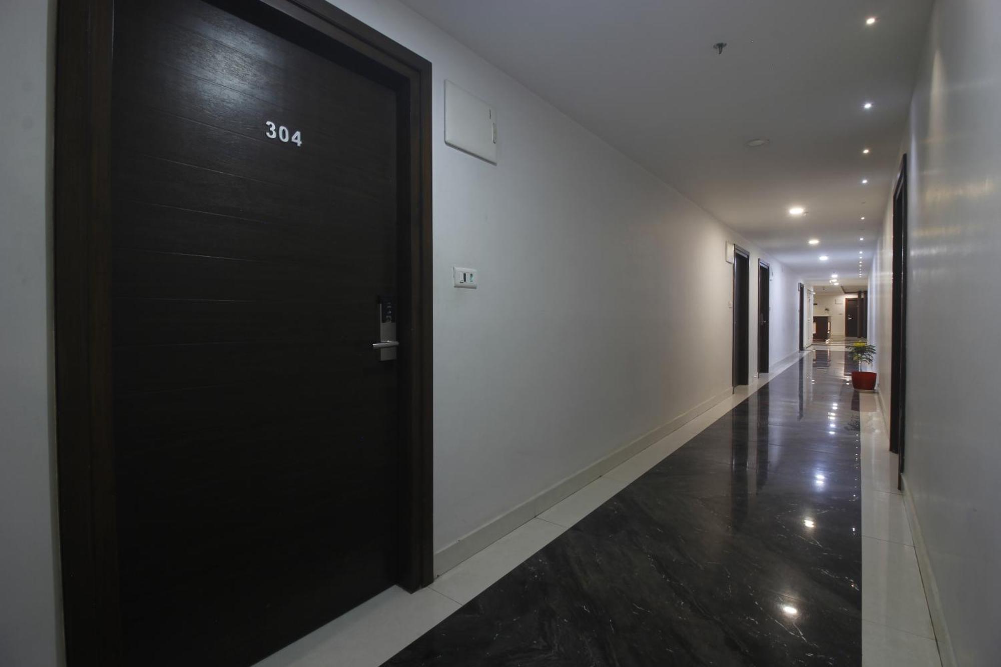 Hotel Ssr Grand 海得拉巴 外观 照片