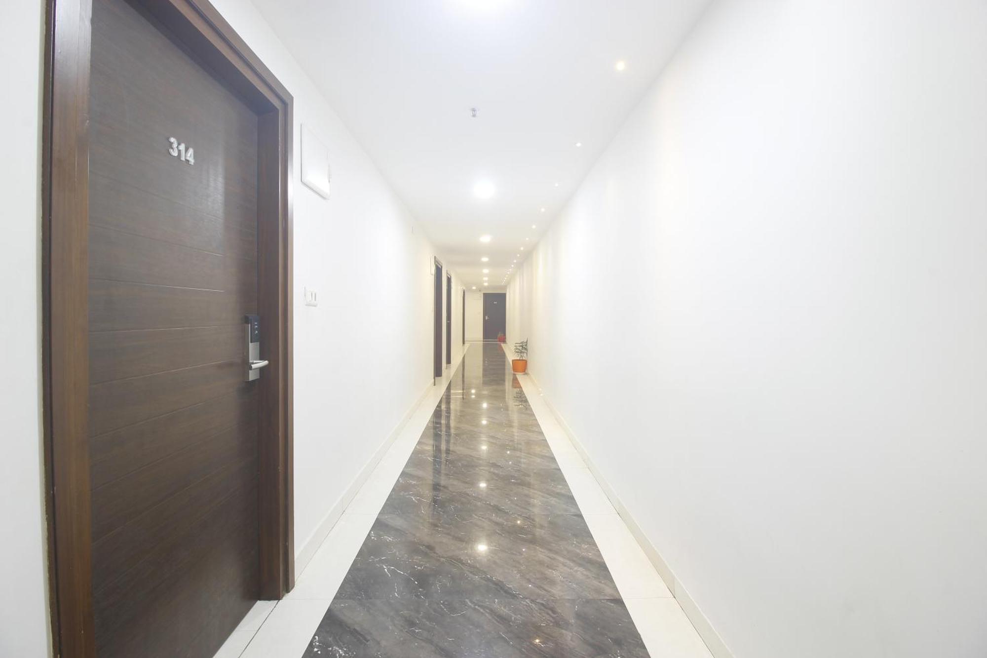 Hotel Ssr Grand 海得拉巴 外观 照片