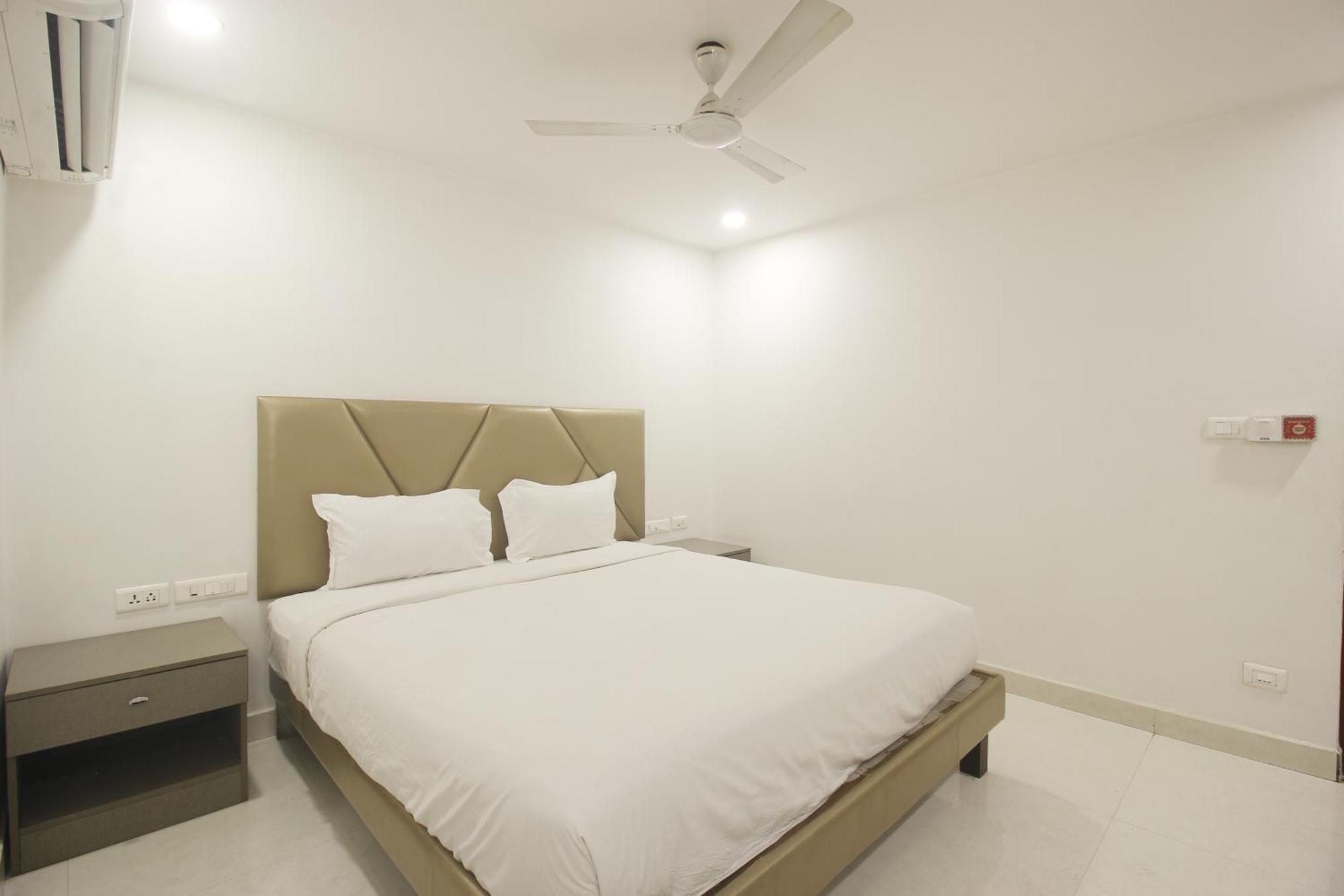 Hotel Ssr Grand 海得拉巴 外观 照片