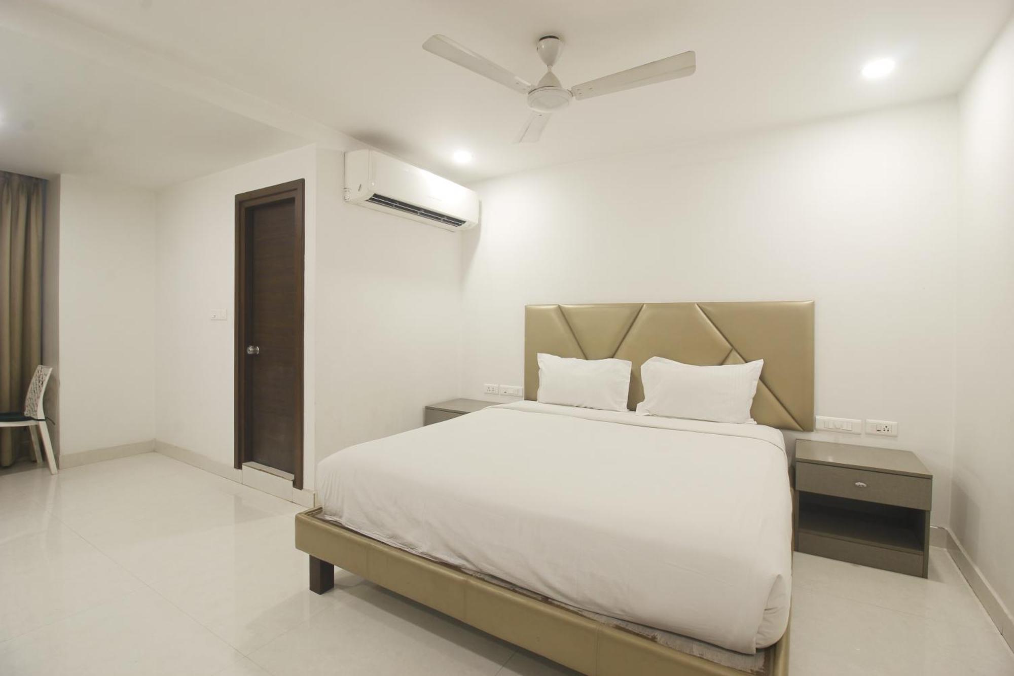 Hotel Ssr Grand 海得拉巴 外观 照片