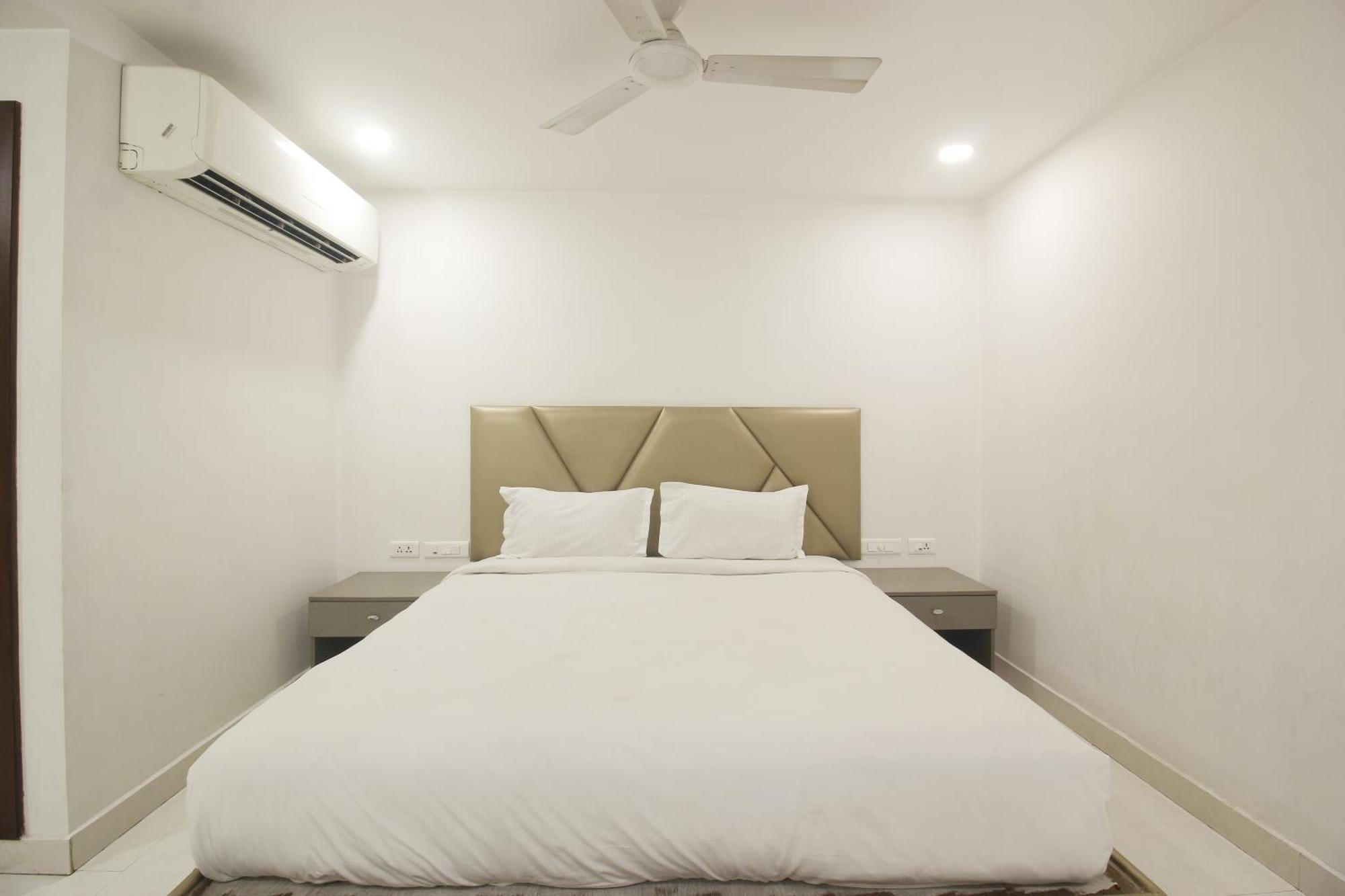 Hotel Ssr Grand 海得拉巴 外观 照片